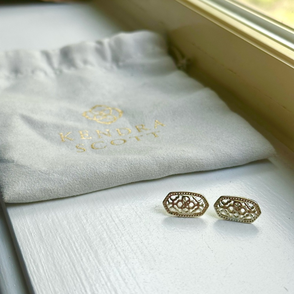 Kendra Scott stud earrings